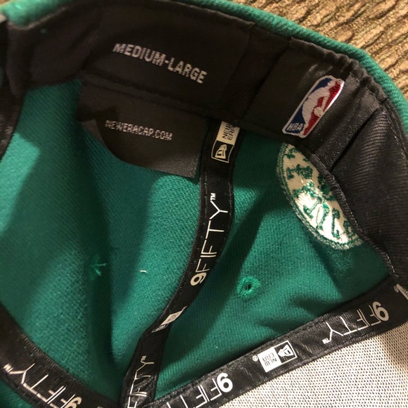 Boston Celtics SnapBack Hat - Picture 4 of 4